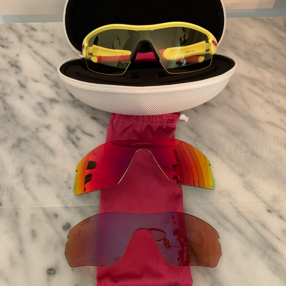 Oakley Women’s Radar - 3 Lens Kit